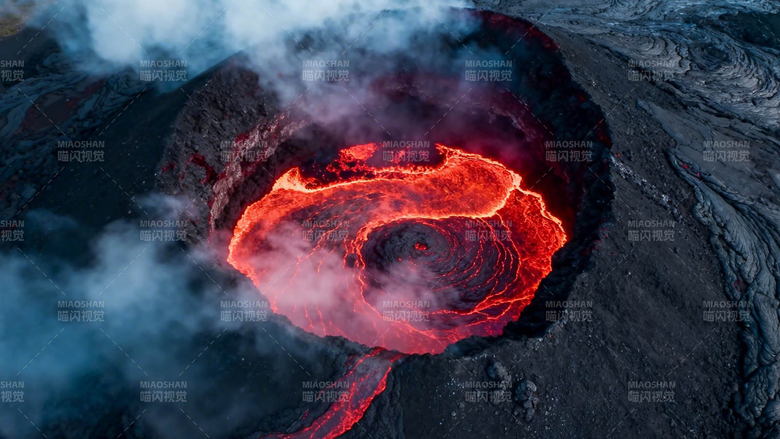 火山口熔岩旋涡喷发图片