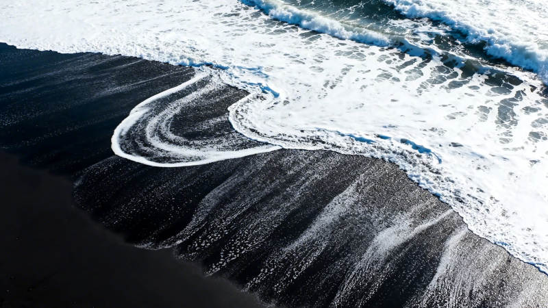 黑沙白浪 自然之韵图片