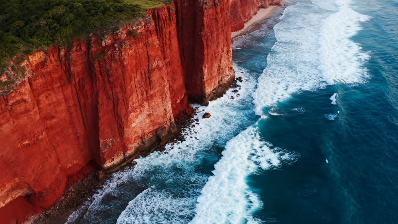 红崖碧海 浪拍绝壁图片