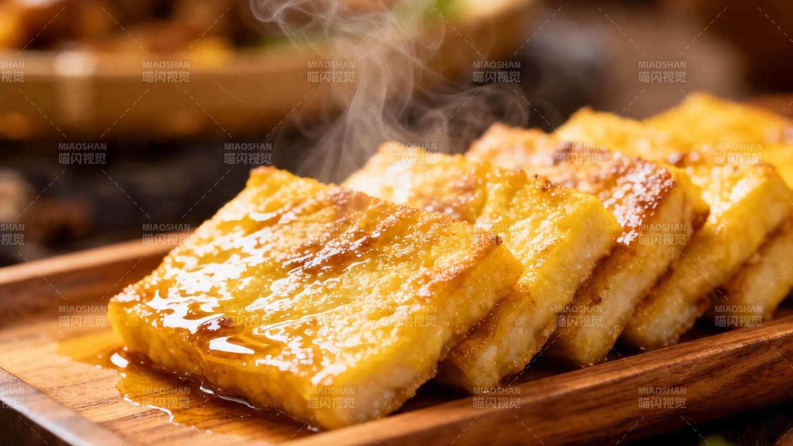 金黄煎豆腐 香气扑鼻来图片