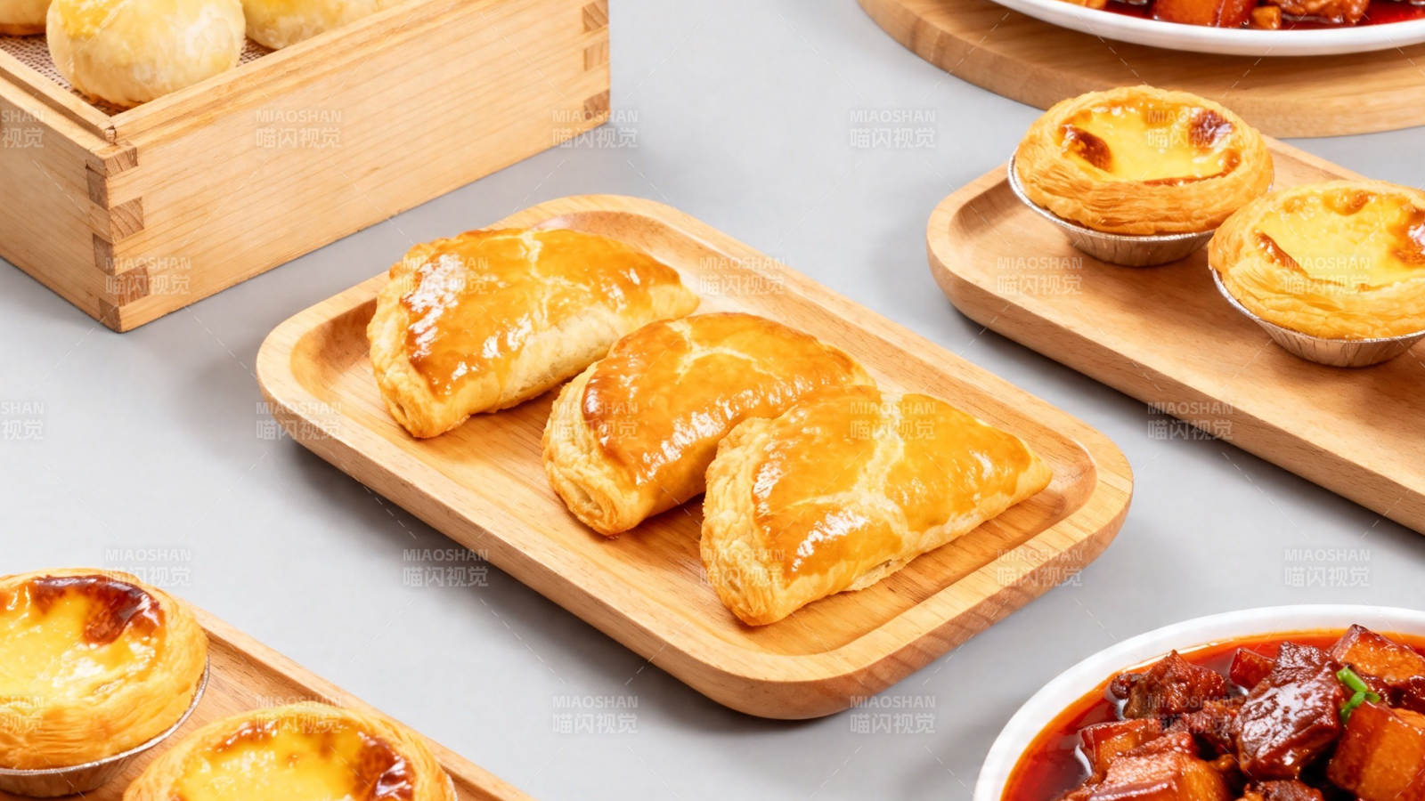 中式点心拼盘 美味诱人图片