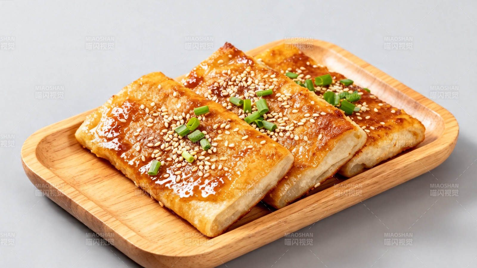 香煎豆腐配芝麻葱花图片