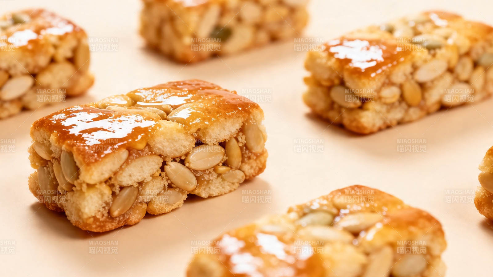 坚果酥糖 香甜诱人图片