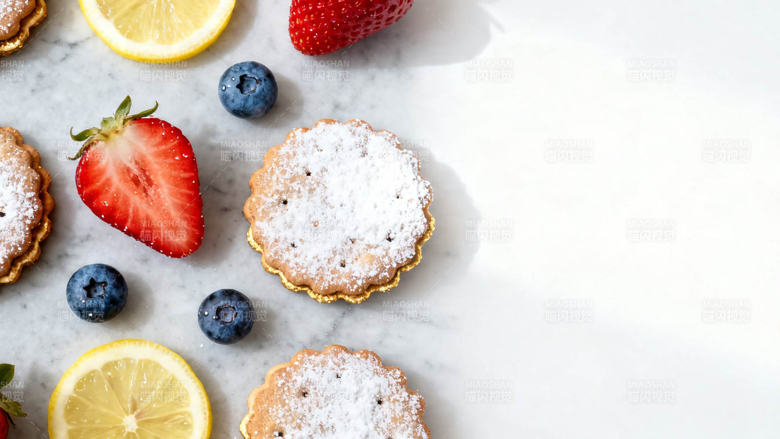 草莓蓝莓柠檬挞 清新甜点时光图片