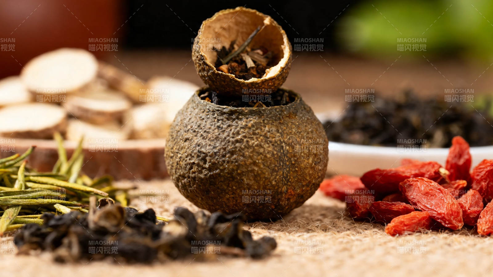 陈皮普洱配枸杞养生茶图片