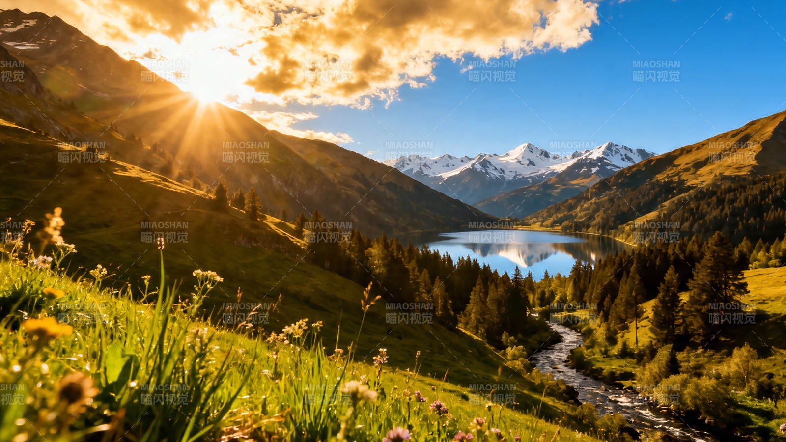 夕阳山湖 金辉映雪峰图片
