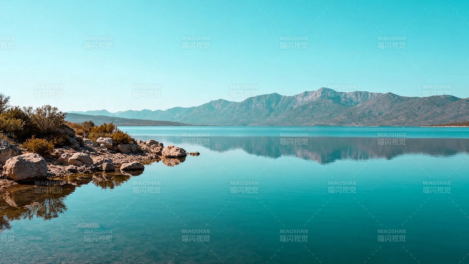 湖光山色 静谧如画图片