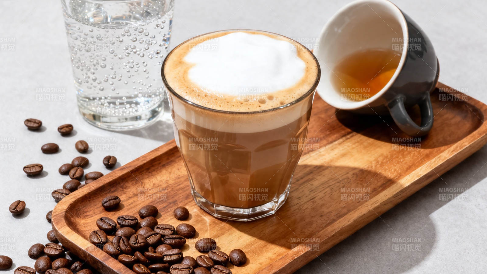 咖啡配豆 木盘静享时光图片