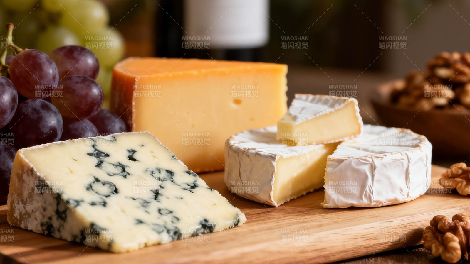 芝士葡萄核桃拼盘图片