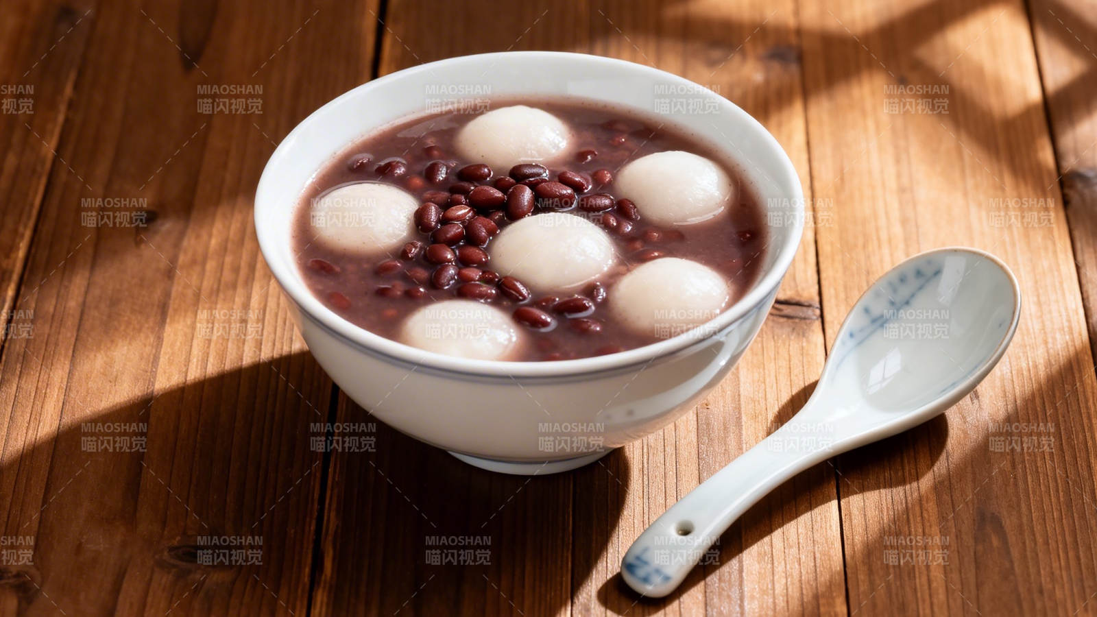 红豆汤圆暖人心图片