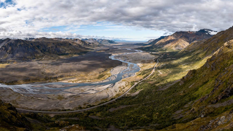 山河壮阔 云影苍茫图片