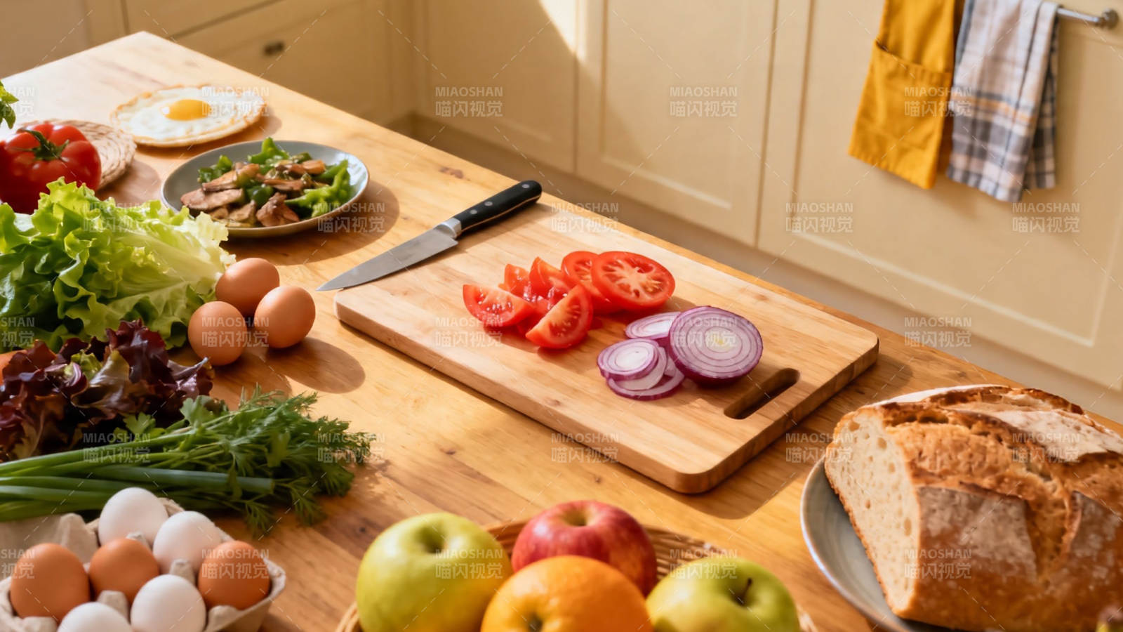 厨房备餐 新鲜食材摆满桌图片