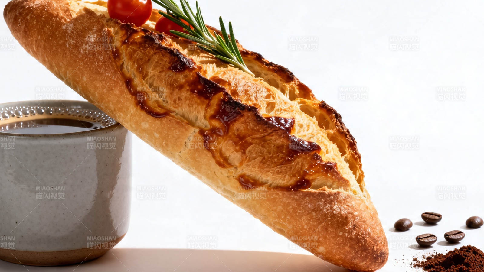 法棍配咖啡 香浓早餐时光图片