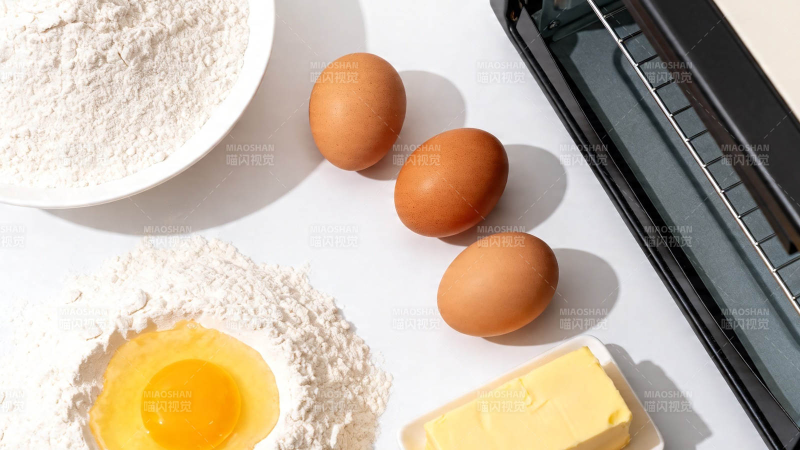 烘焙原料 面粉鸡蛋黄油图片