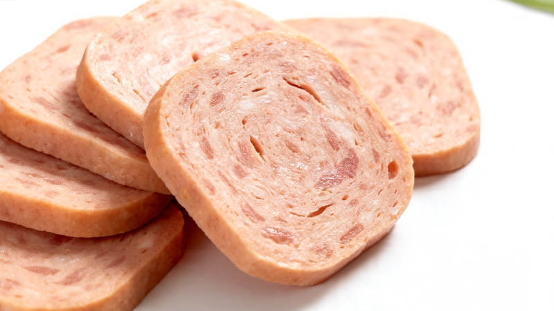 切片午餐肉特写图片