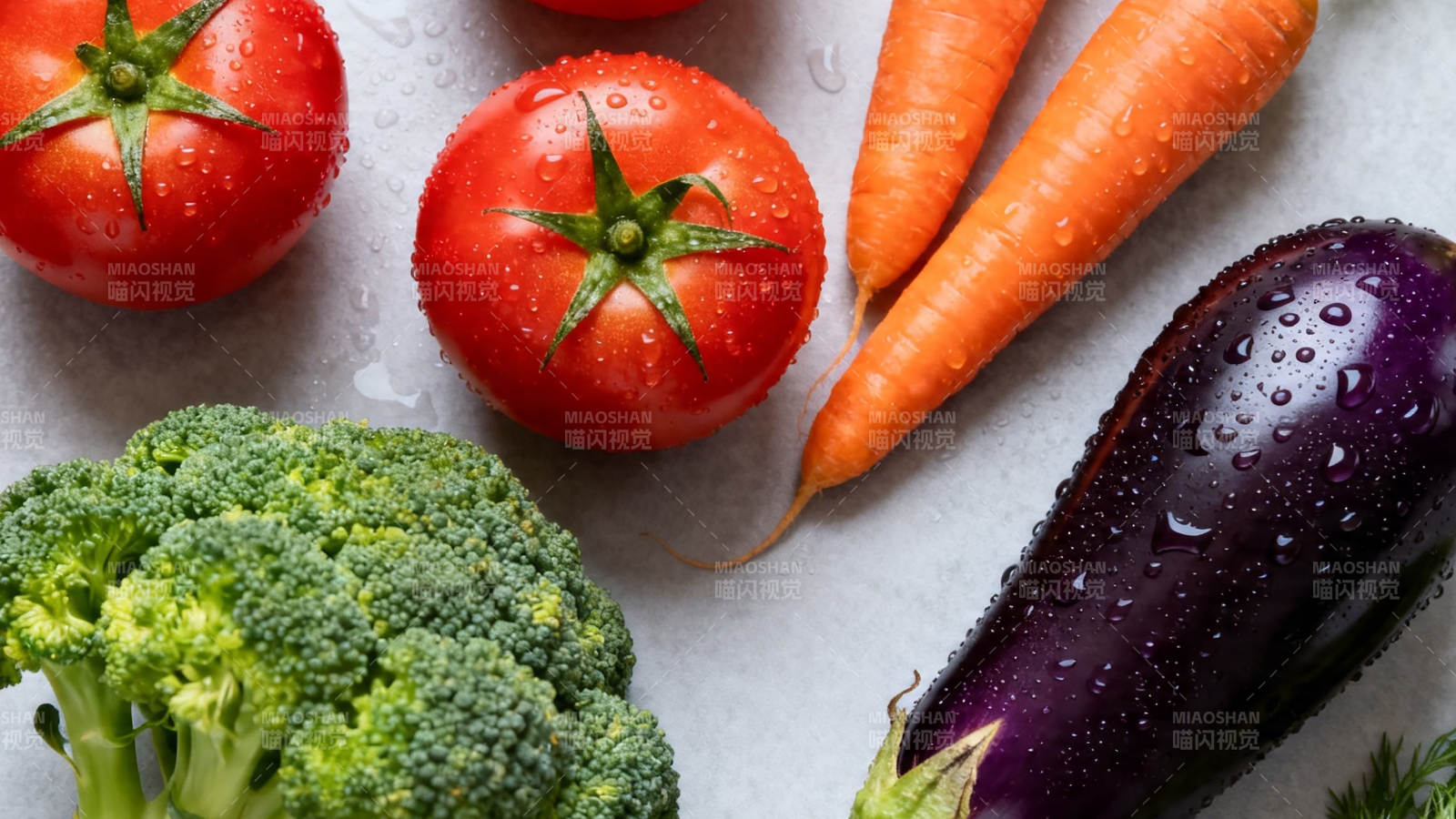 新鲜蔬果 水珠晶莹诱人图片