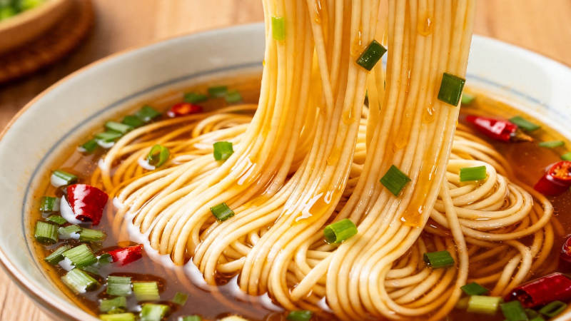 香辣葱花汤面 诱人美味图片