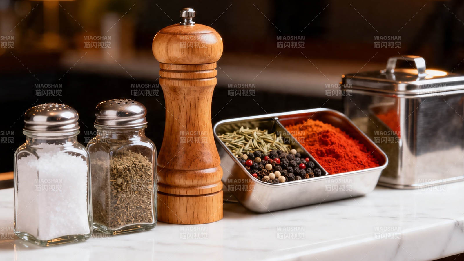 厨房调味三宝 盐椒香料盒图片