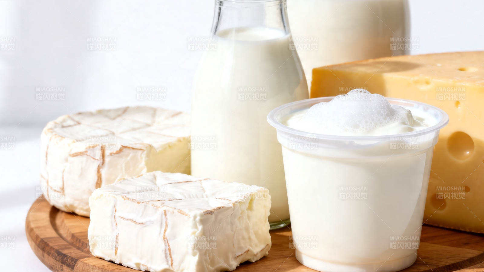 奶制品全家福 奶酪酸奶牛奶图片