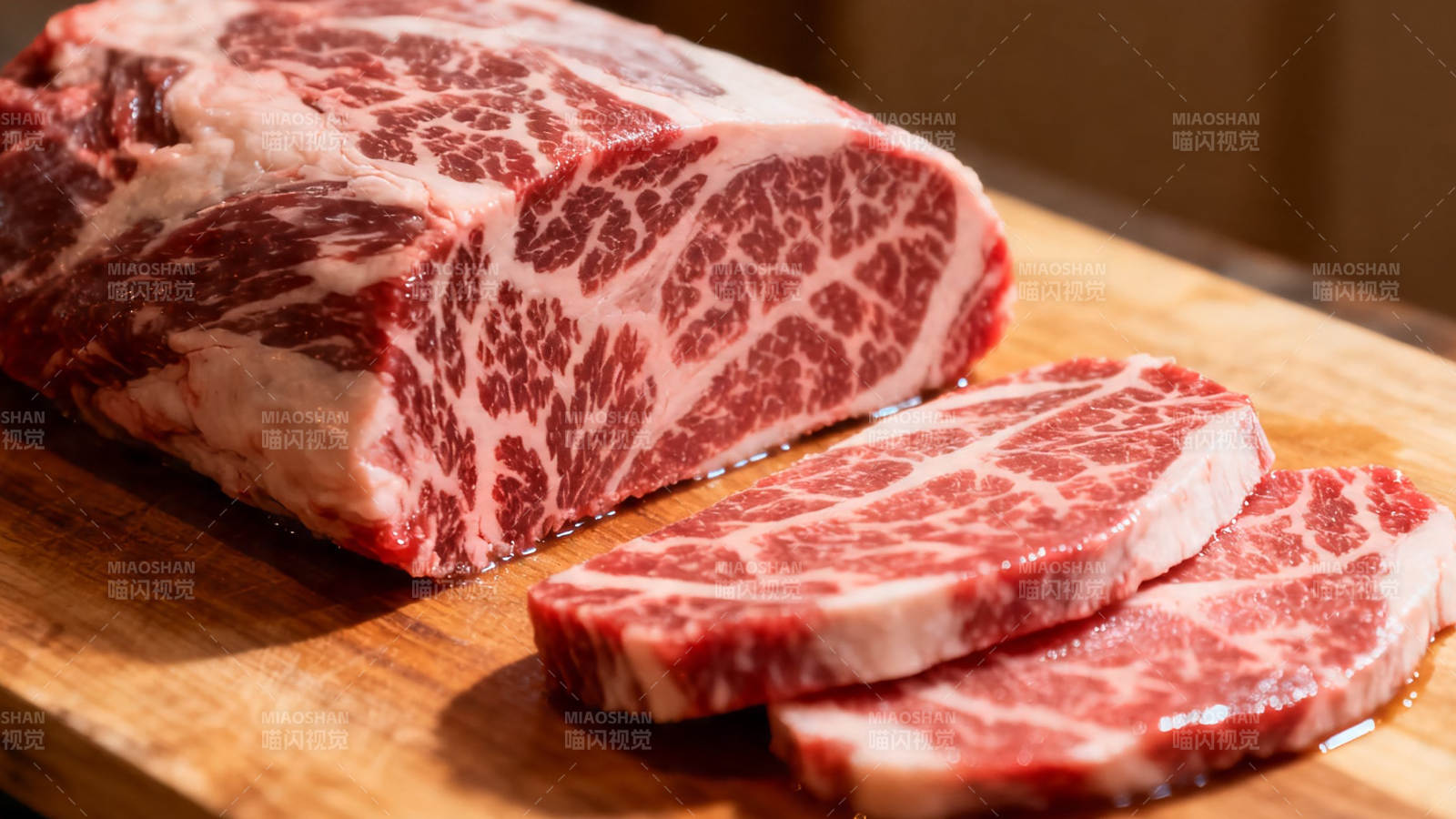 雪花牛肉切片特写图片