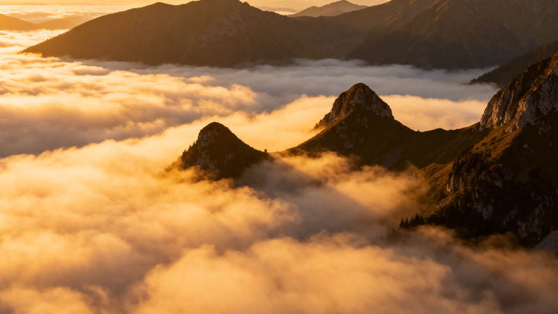 云海金峰 日出山河壮图片