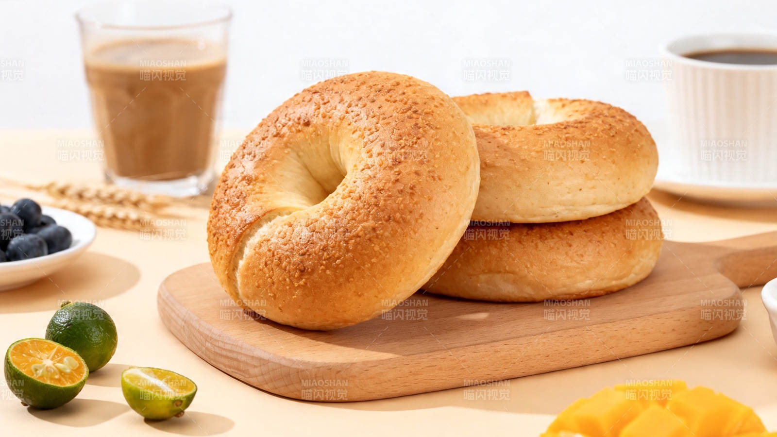 贝果配咖啡 早餐好滋味图片