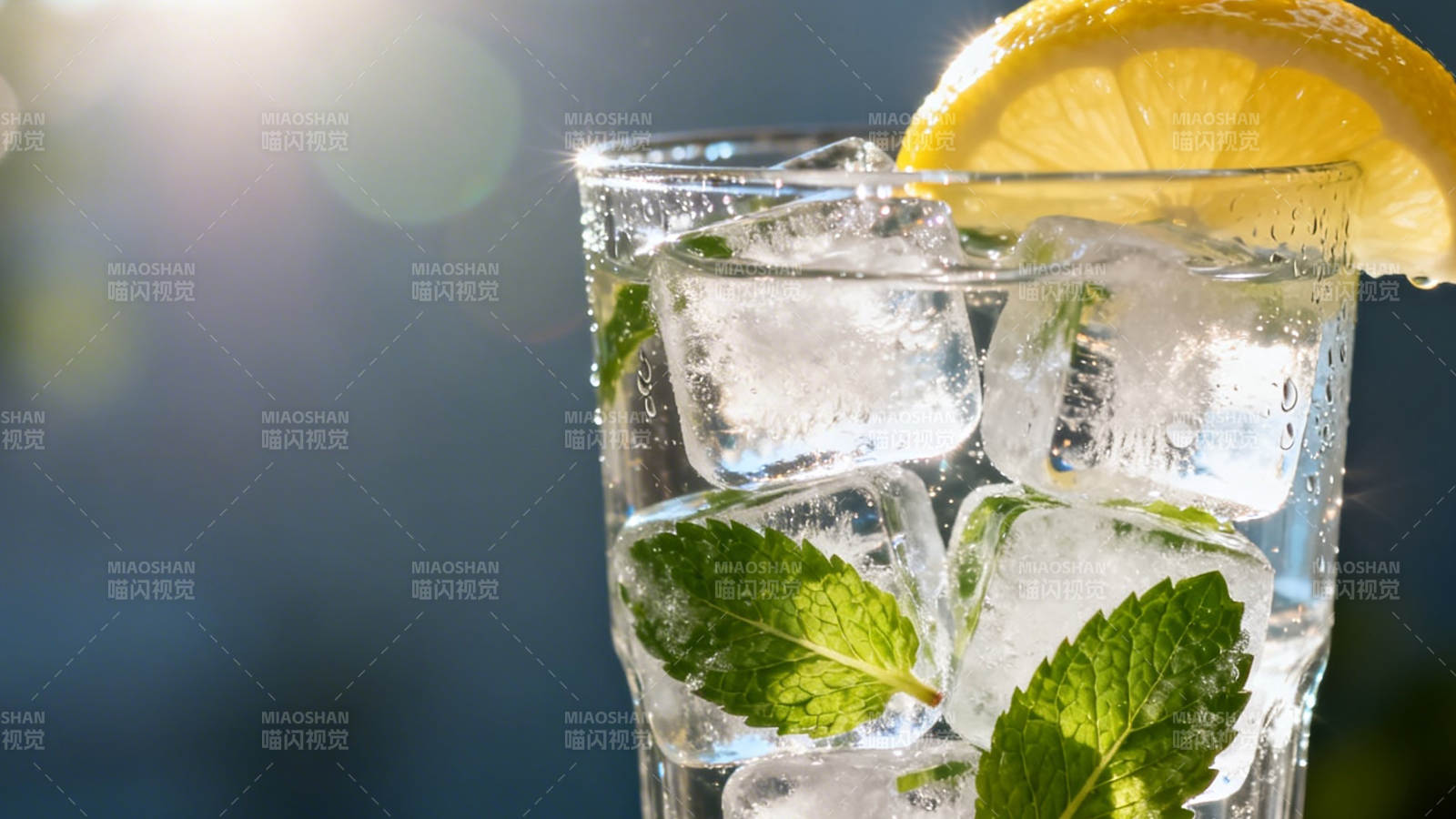 冰柠薄荷水 清凉一夏图片