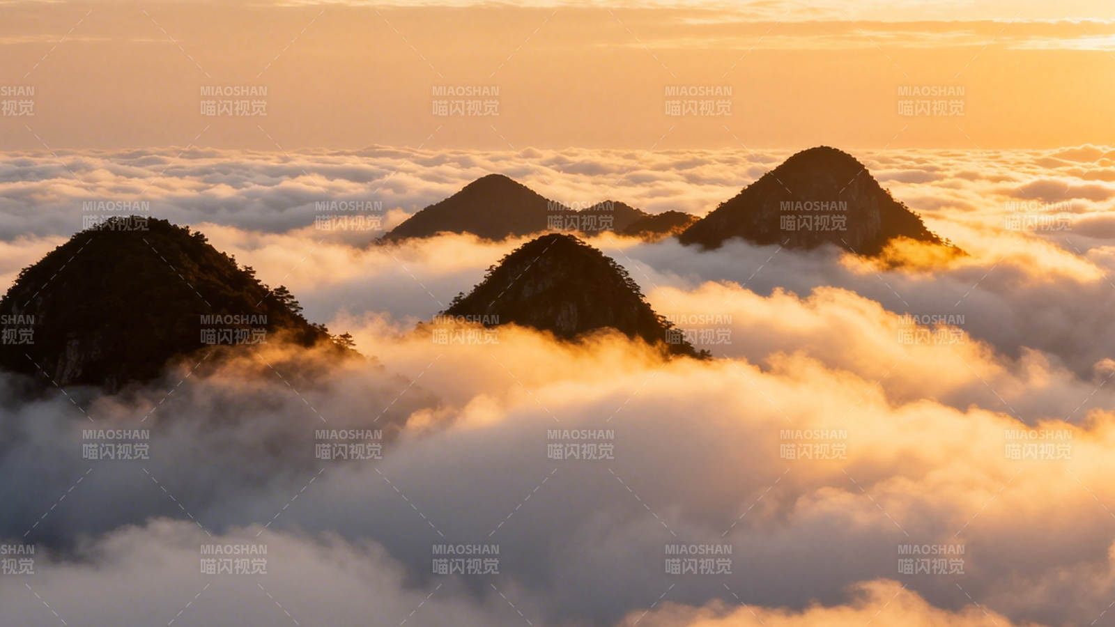 云海日出 山峦隐现图片
