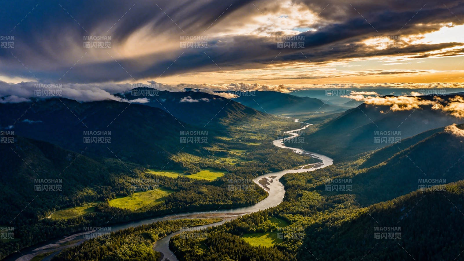 山河壮丽 云霞映谷图片