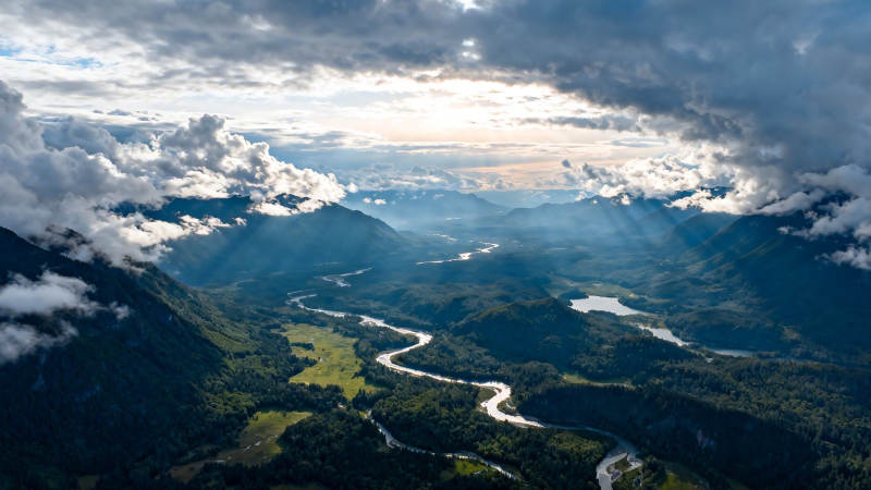 云海山河 蜿蜒如带图片