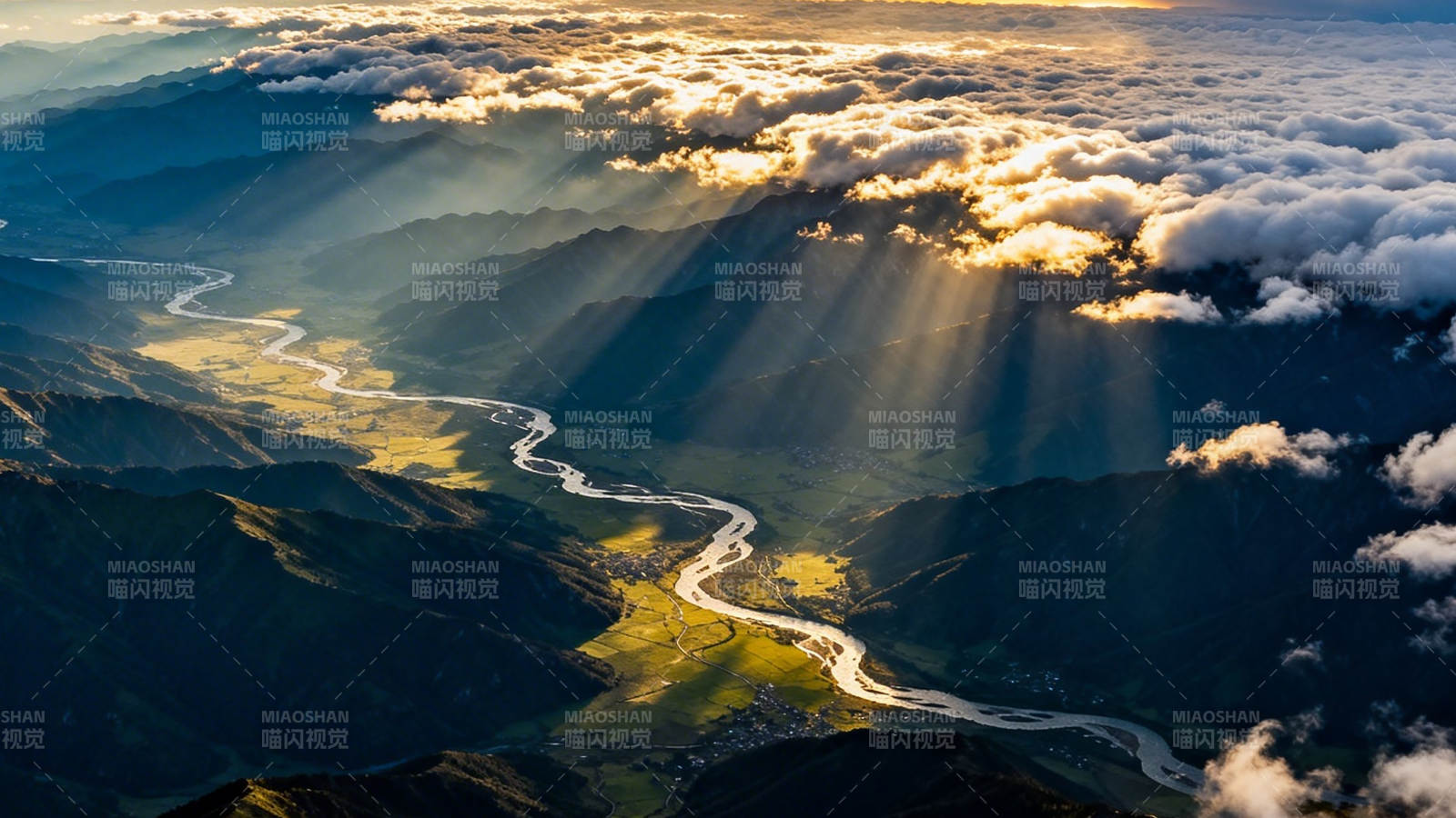 云海金光 山河如画图片