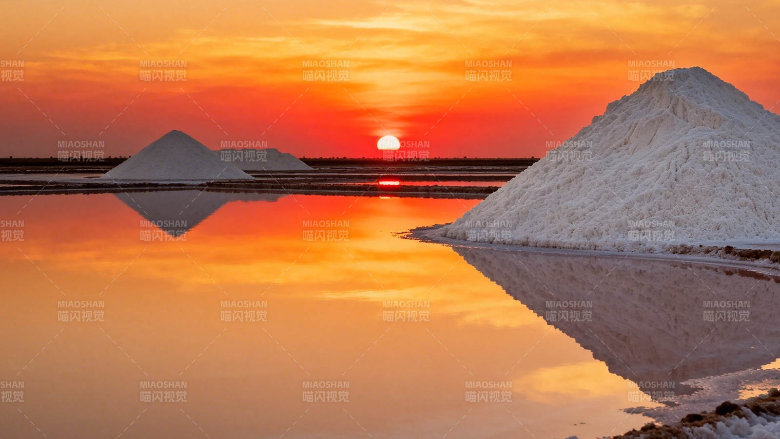盐山映夕阳 水天一色红图片