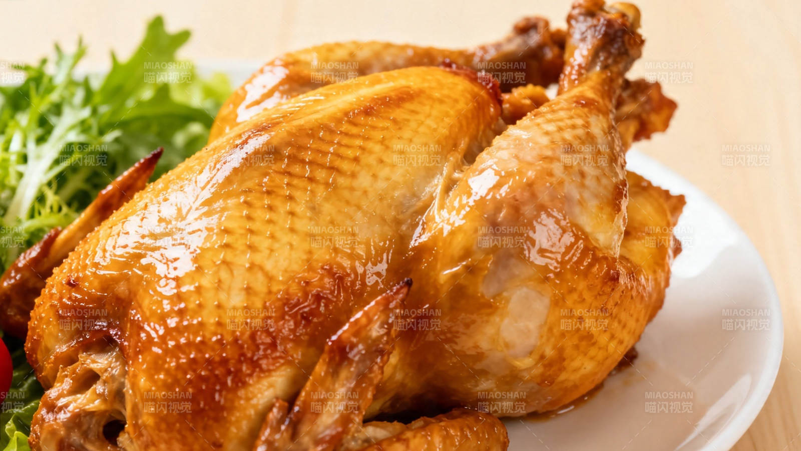 金黄烤鸡 香气四溢图片
