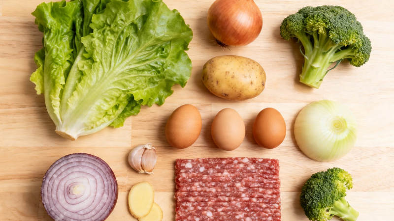 新鲜食材摆盘 营养均衡搭配图片