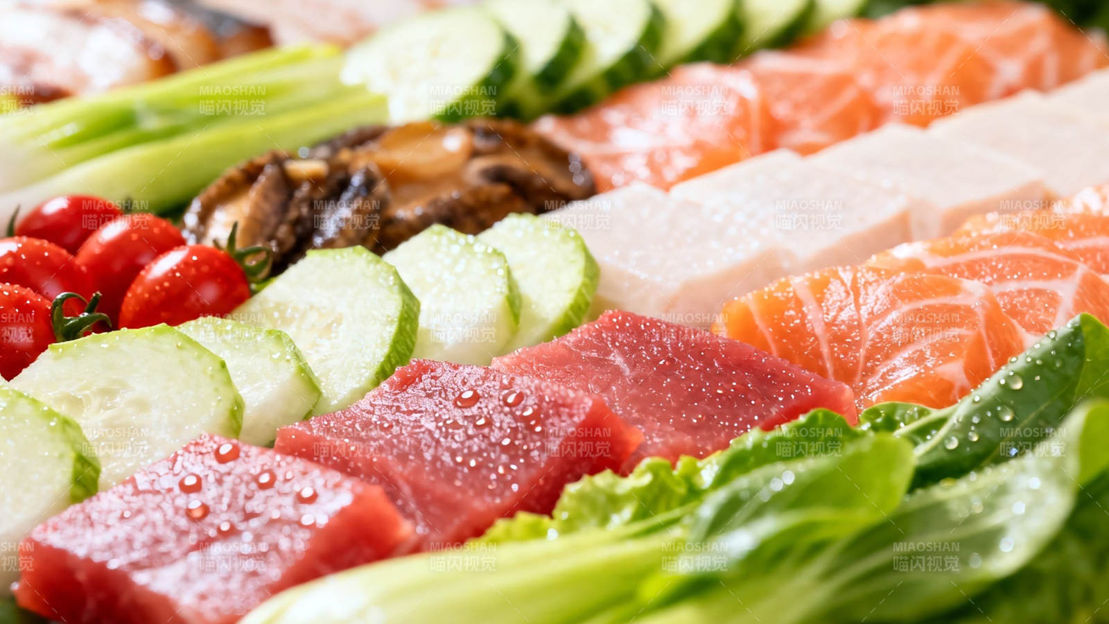 新鲜刺身拼盘 色彩缤纷诱人图片