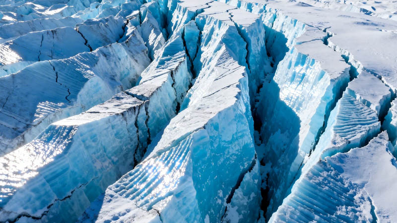 冰川裂隙 蔚蓝冰原奇观图片