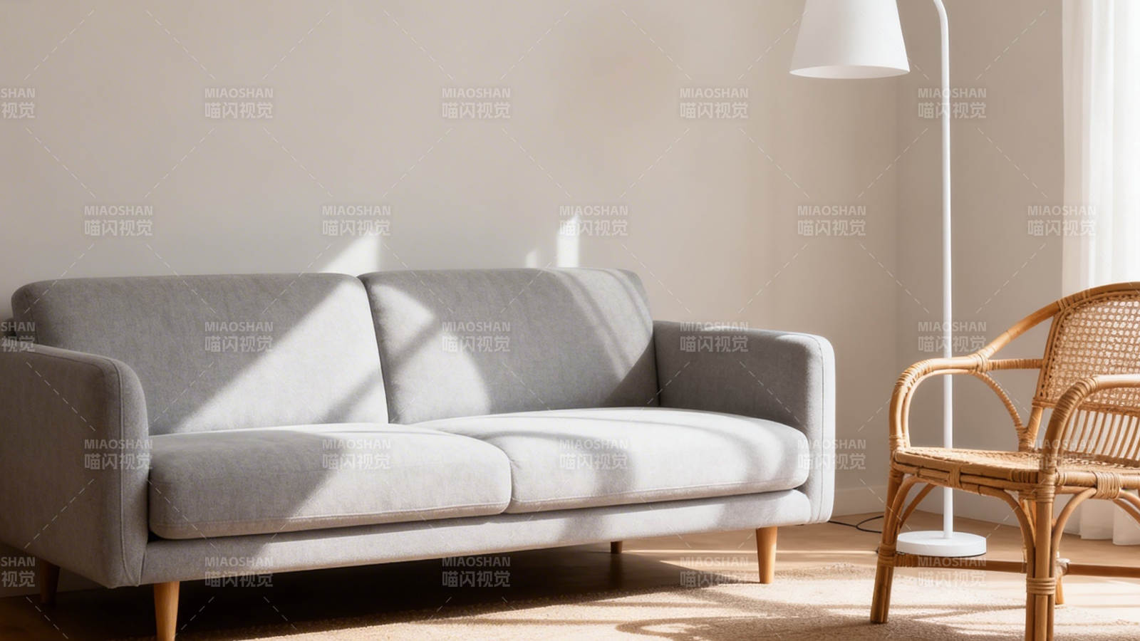 阳光客厅 灰沙发藤椅静景图片