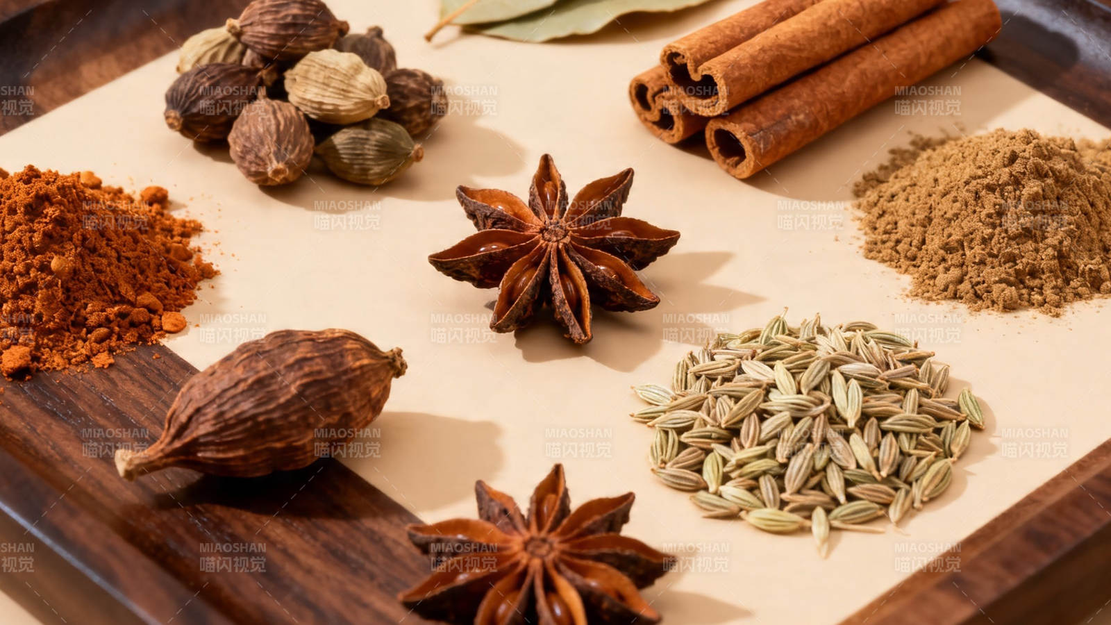 香料盛宴 八角桂皮茴香等图片
