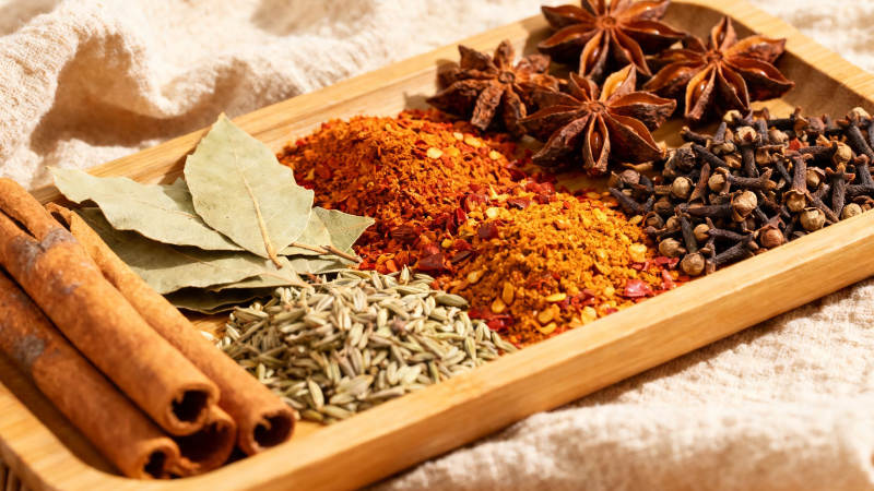 香料荟萃 八角桂皮花椒等图片