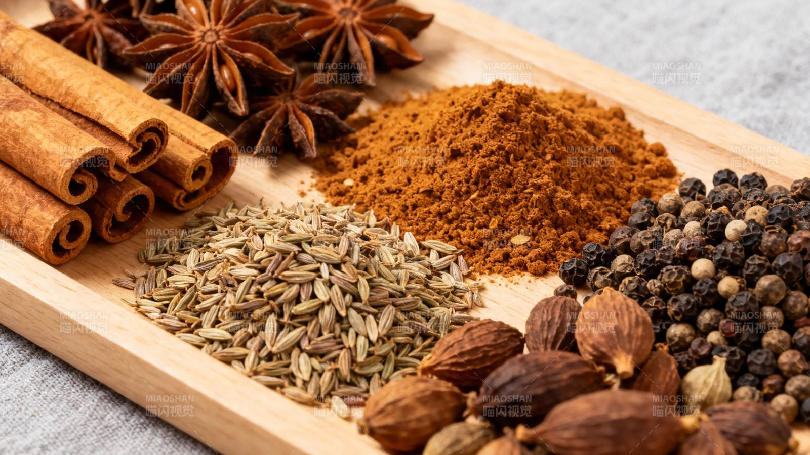 香料荟萃 八角桂皮胡椒等图片