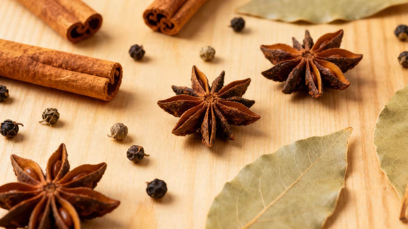 香料组合 八角桂皮香叶图片