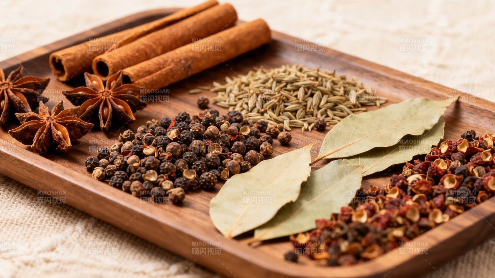 香料荟萃 八角桂皮花椒等图片