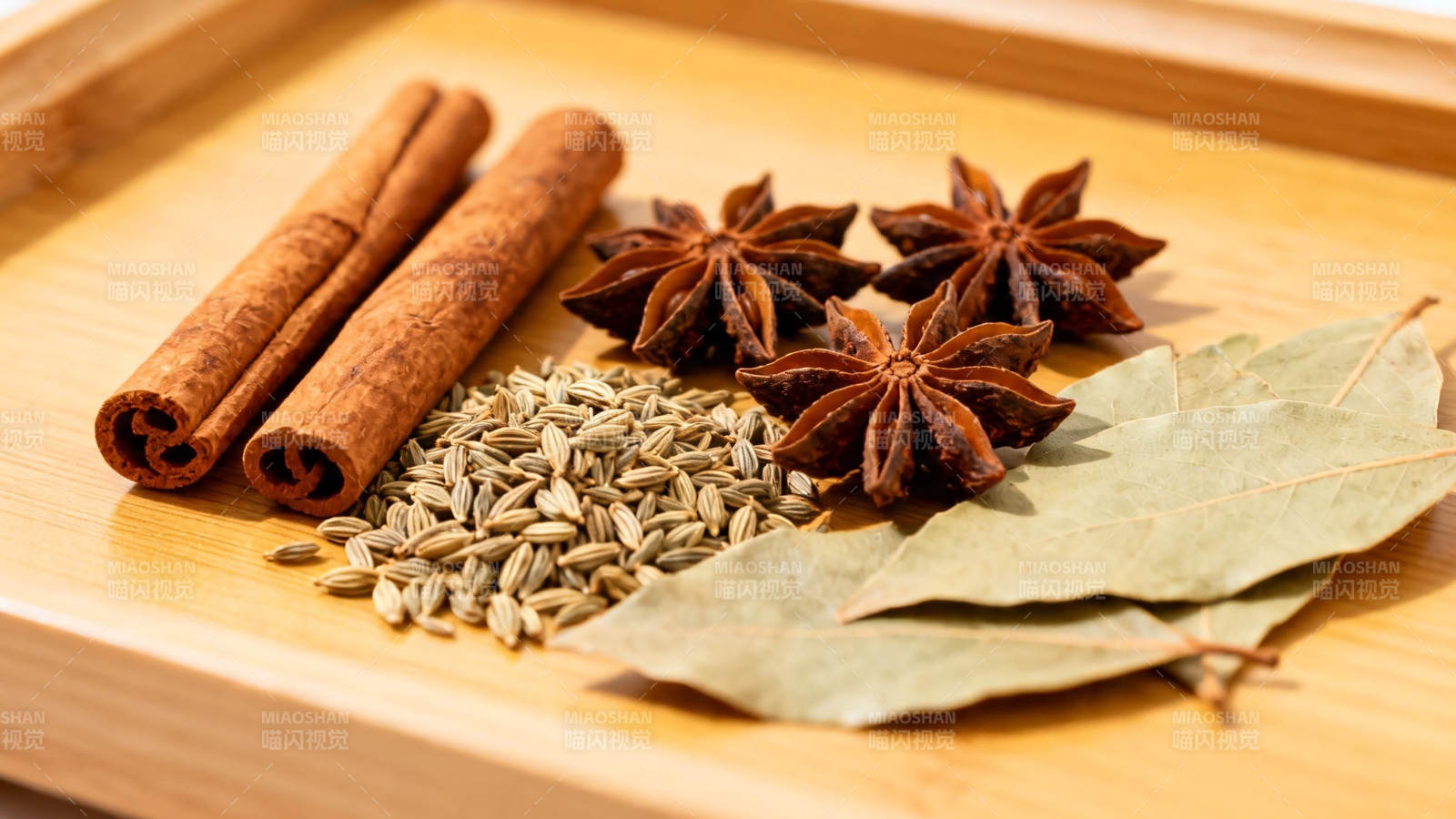 香料组合 桂皮八角茴香叶图片
