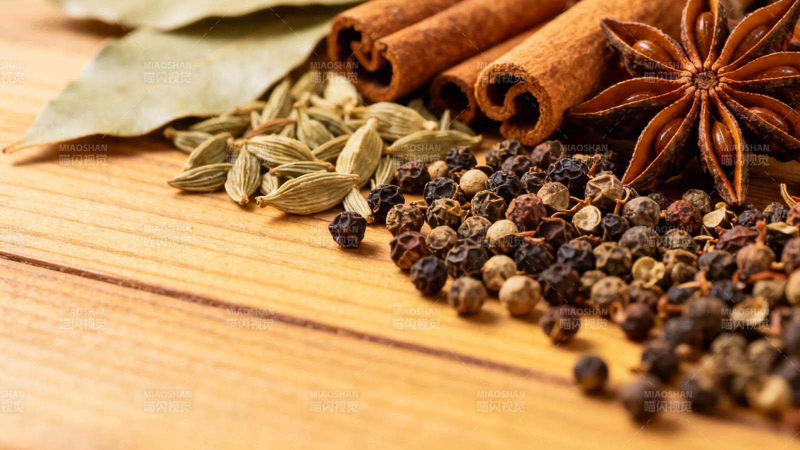 香料荟萃 桂皮八角胡椒等图片