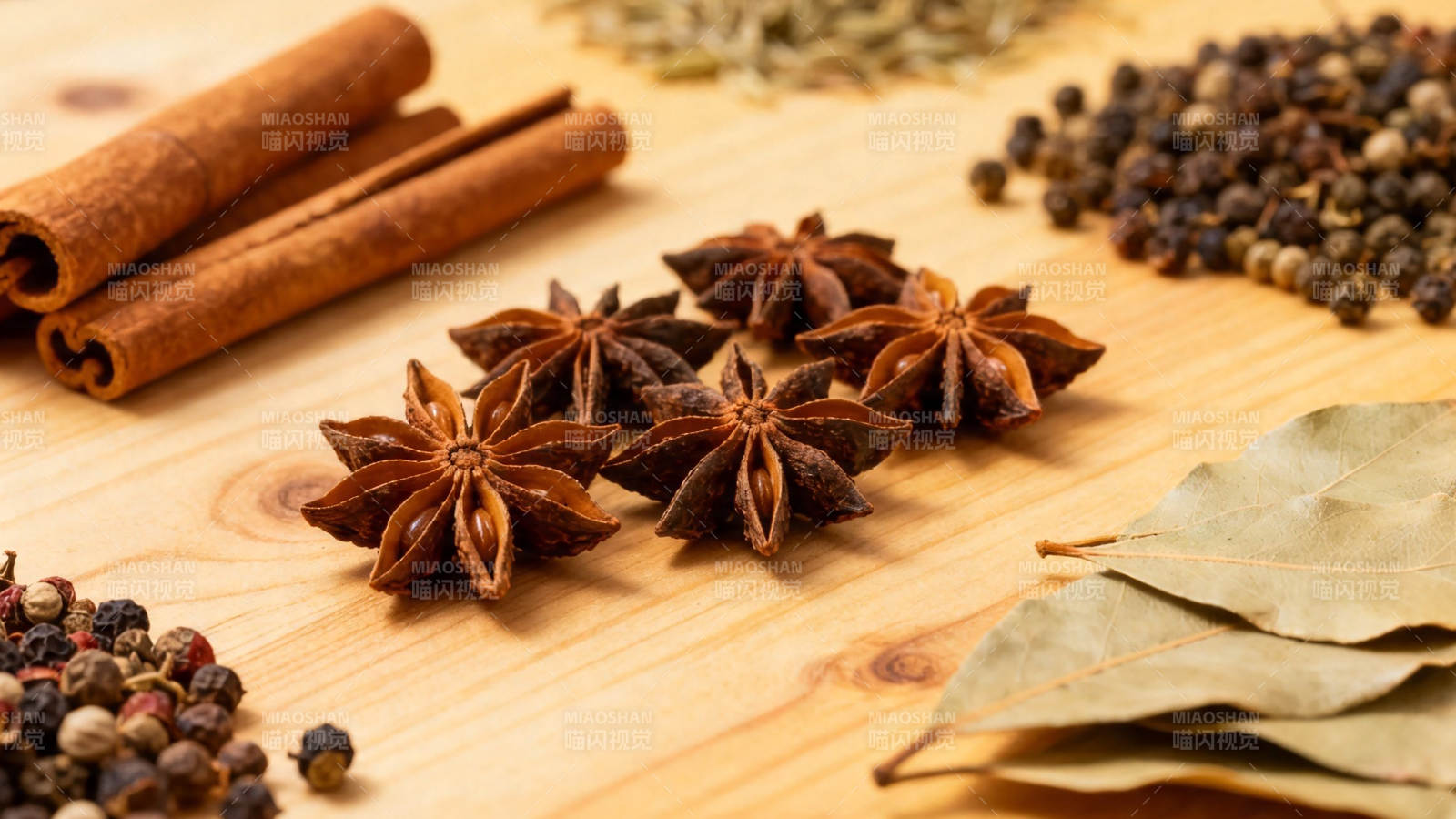 香料荟萃 八角桂皮胡椒香叶图片