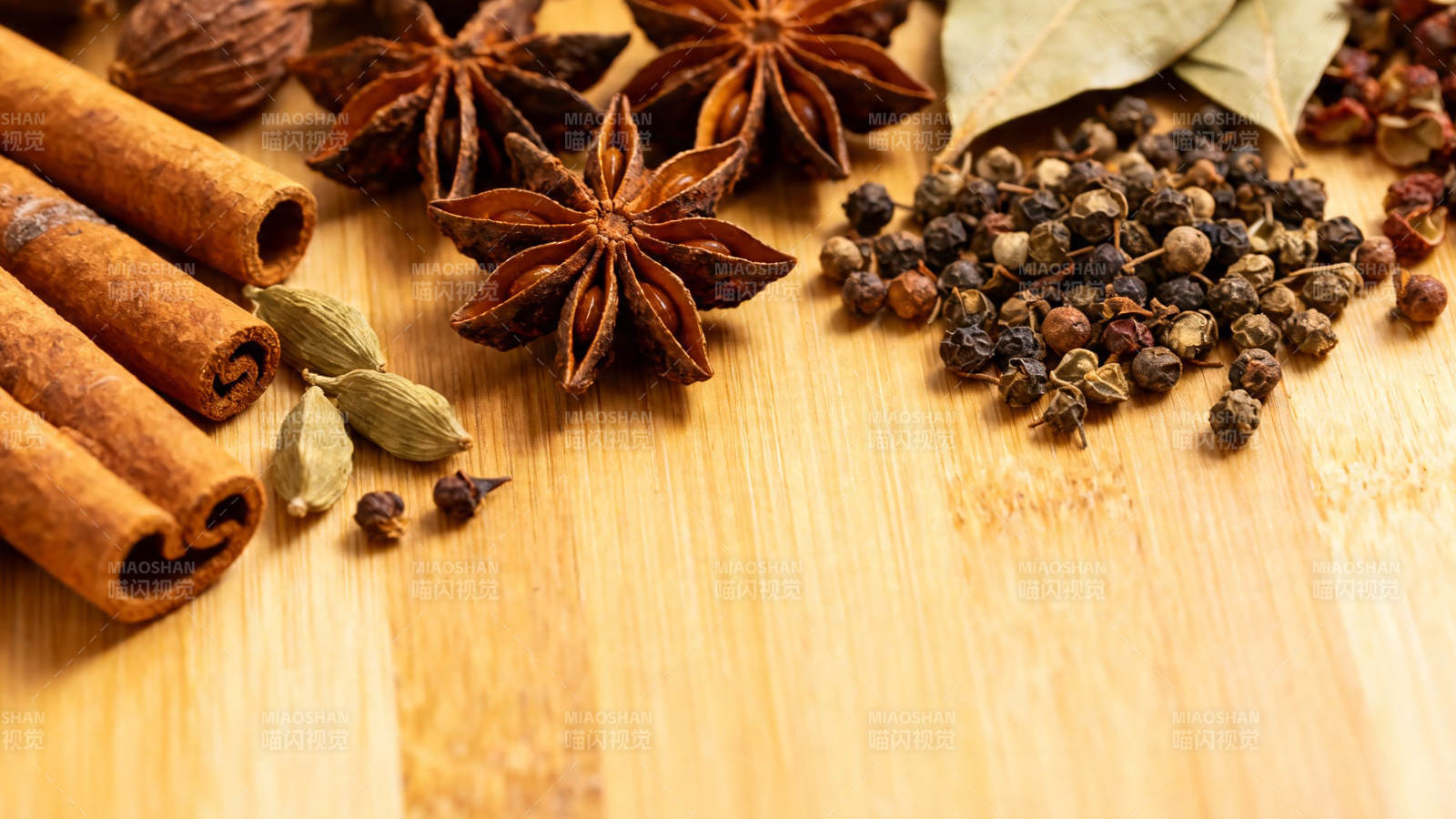 香料荟萃 八角桂皮花椒等图片