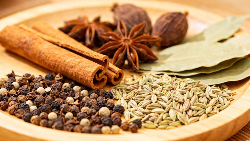 香料合集 桂皮八角胡椒等图片