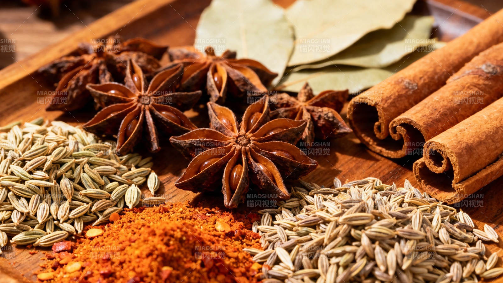 香料荟萃 八角桂皮茴香等图片