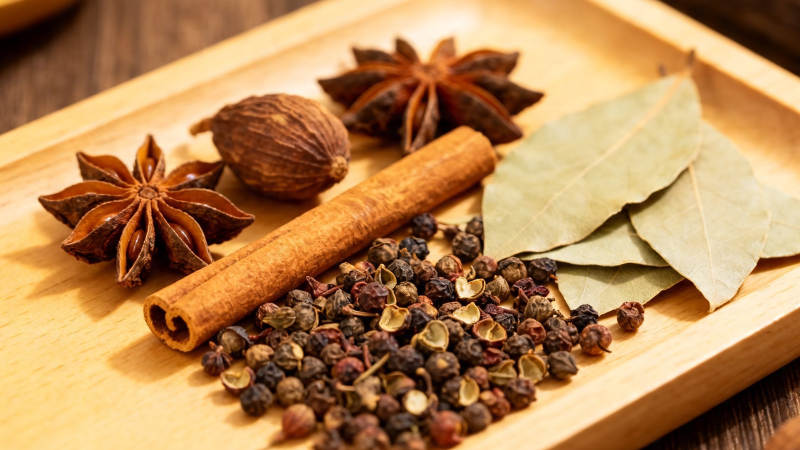 香料荟萃 八角桂皮花椒等图片