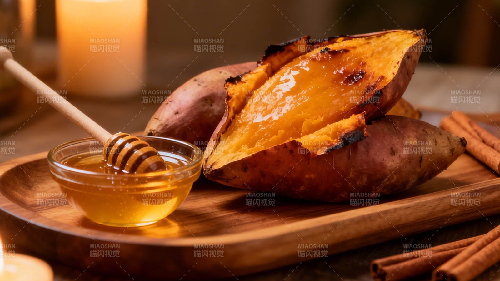 烤红薯配蜂蜜 暖香诱人图片